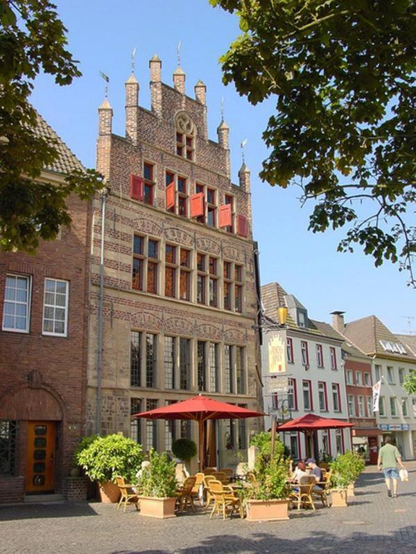 Wohnen Im Alten Amtsgericht Im Herzen Von Xanten